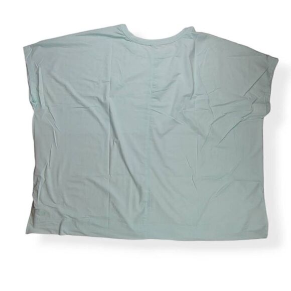 All In Motion Boxy Top 4X - Picture 2 of 3